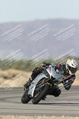 media/Nov-30-2025-TrackXperience (Sun) [[c0061d280f]]/3-Level 1/Session 3 (Turn 16)/